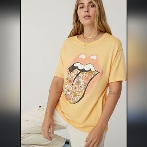 Daydreamer Rolling Stones Flower Tongue Tee